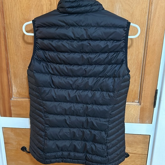 Patagonia Down Vest - Picture 4 of 5